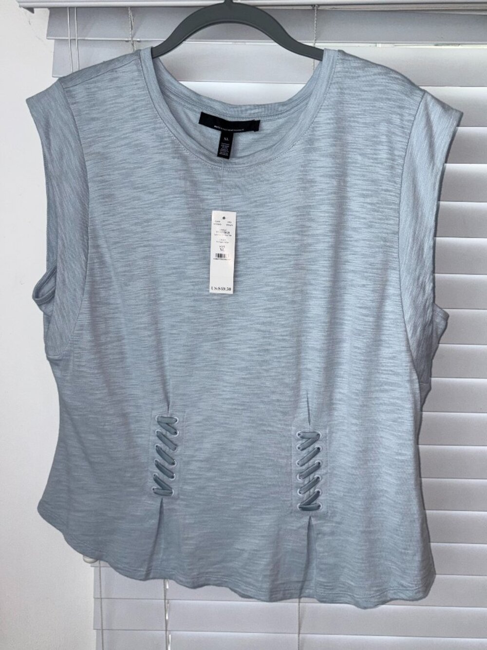 WHITE HOUSE BLACK MARKET - XL - SLEEVELESS TOP WITH LACE UP CORSET